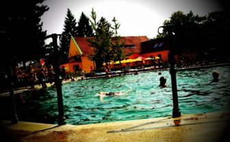 juli2011  308 336x208 - Bad Fischauer Thermalbad: Schwimmen, wo schon die Römer und Kelten gebadet haben ...